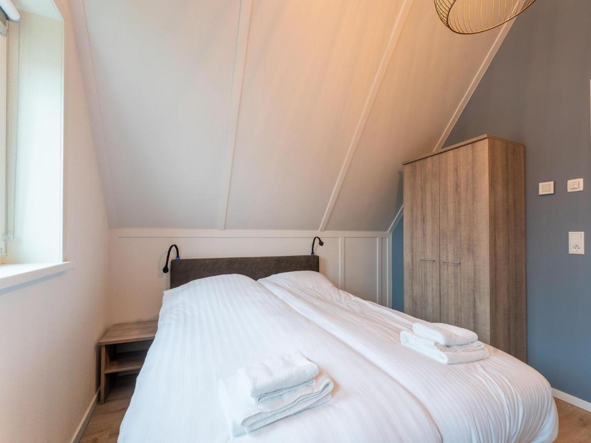 Modern Holiday Home By The Sea With Sauna Scherpenisse Экстерьер фото
